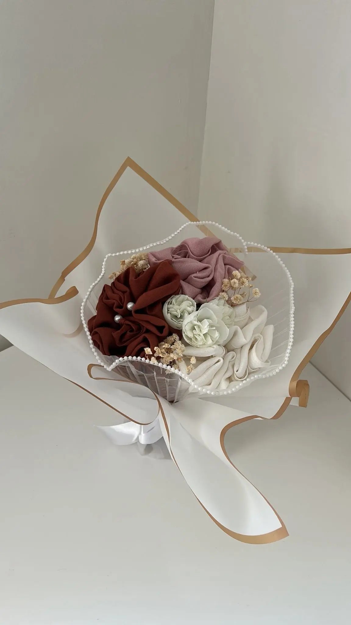 Bouquet de Voiles Blanc ThawbCollection