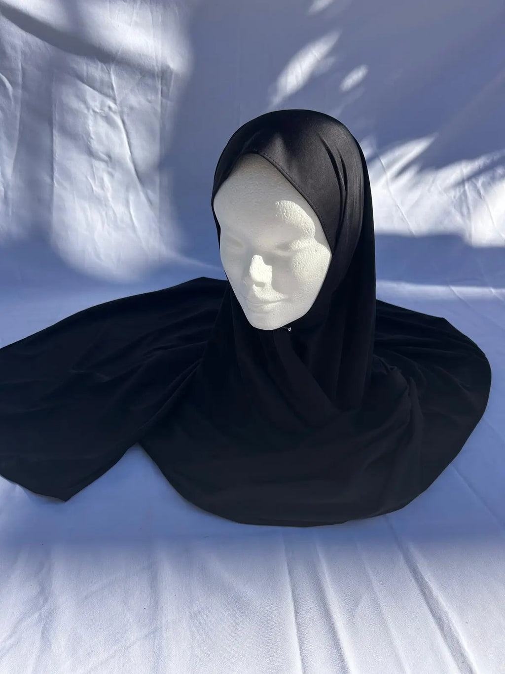 NOIR ThawbCollection