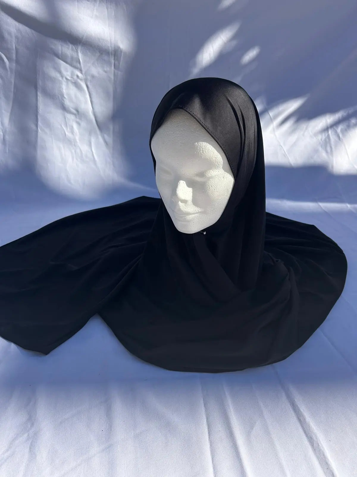 NOIR ThawbCollection