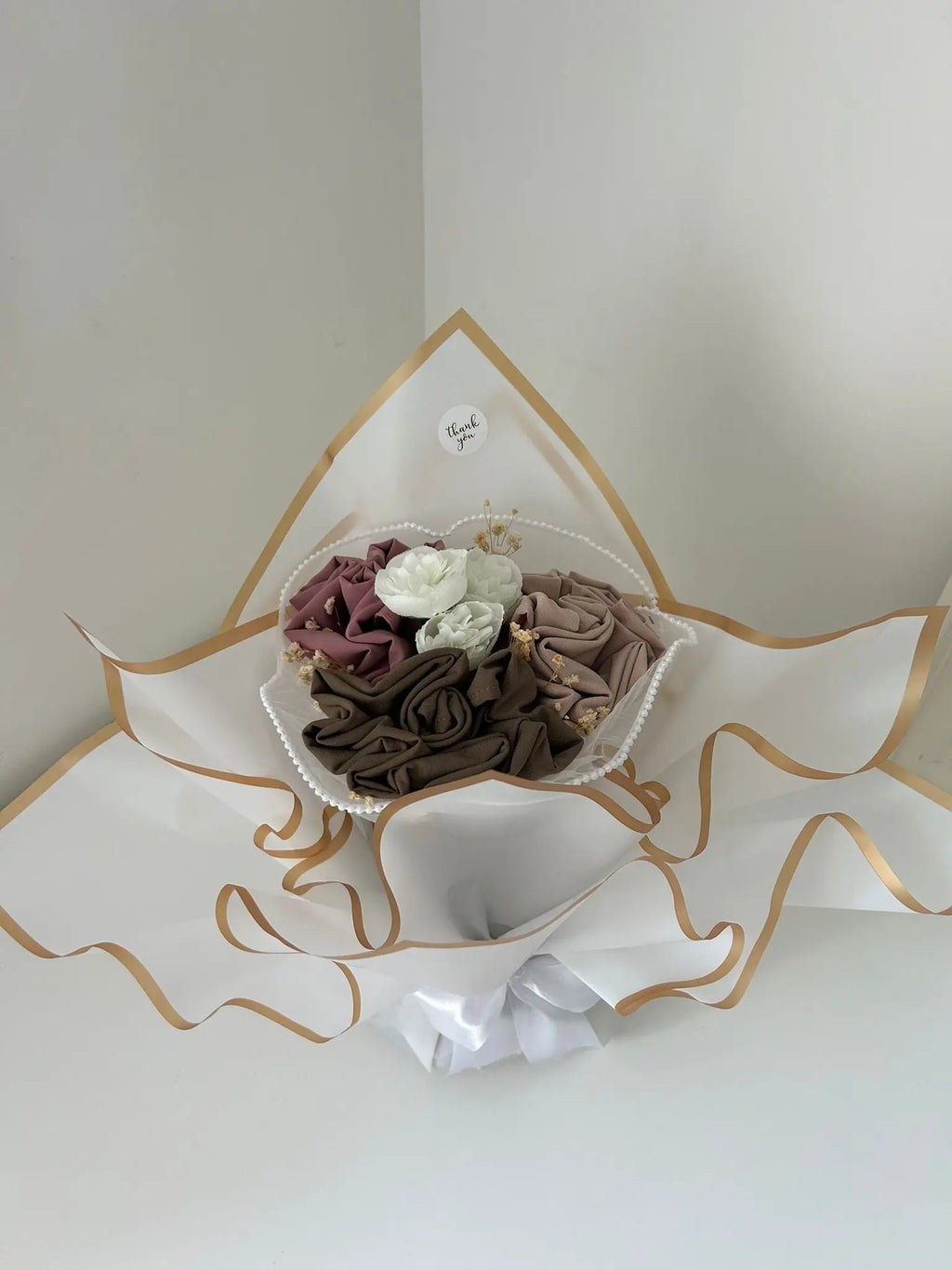 Bouquet de Voiles Blanc ThawbCollection